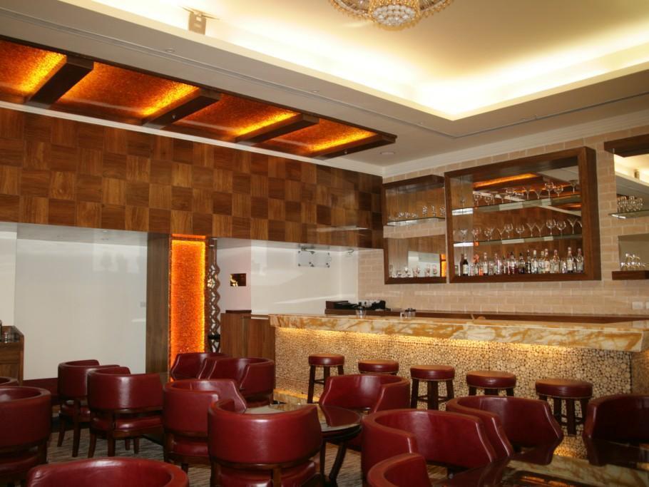 Hotel Saffron Kiran Noida Exterior photo